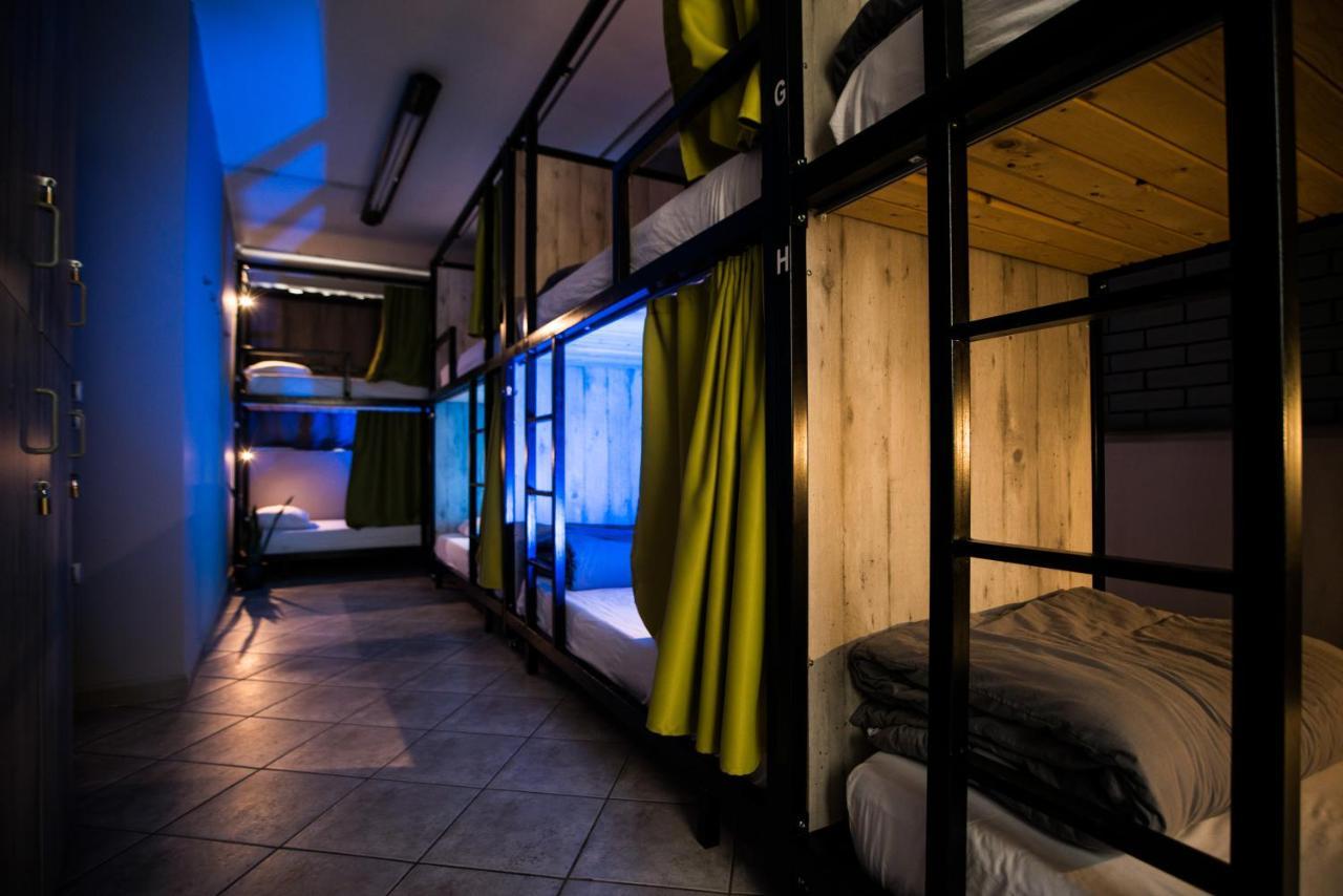 Bedway Athens Hostel Exterior photo